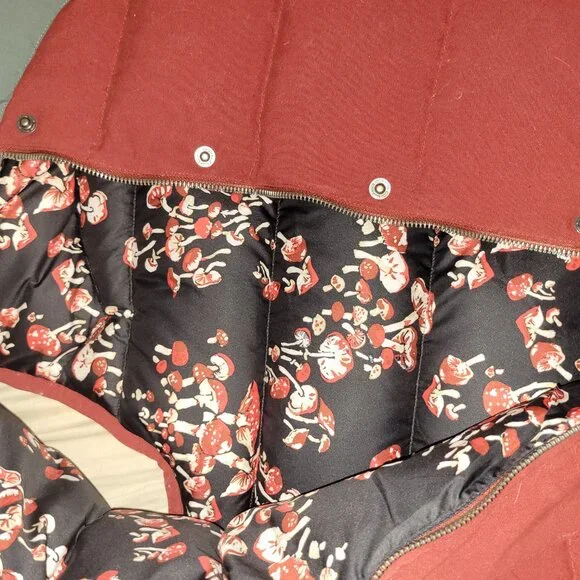 Patagonia Red and Gray Hooded Vest - Picture 3 of 5